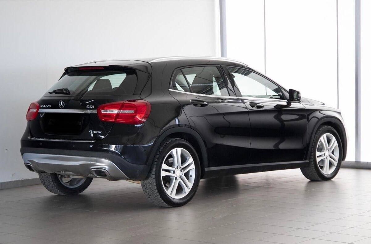 Mercedes-Benz GLA 220 CDI 4MATIC