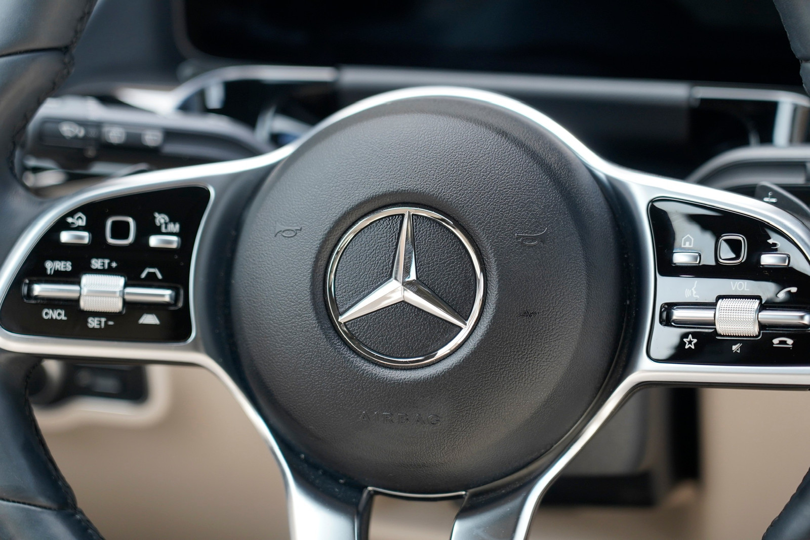 Mercedes-Benz GLA 250e