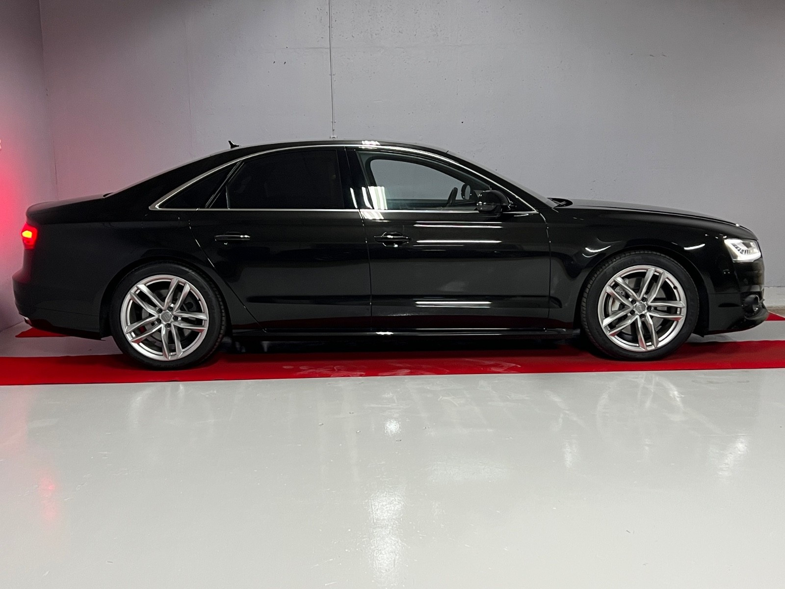 Audi A8 4.2 TDI 385HK, Quattro