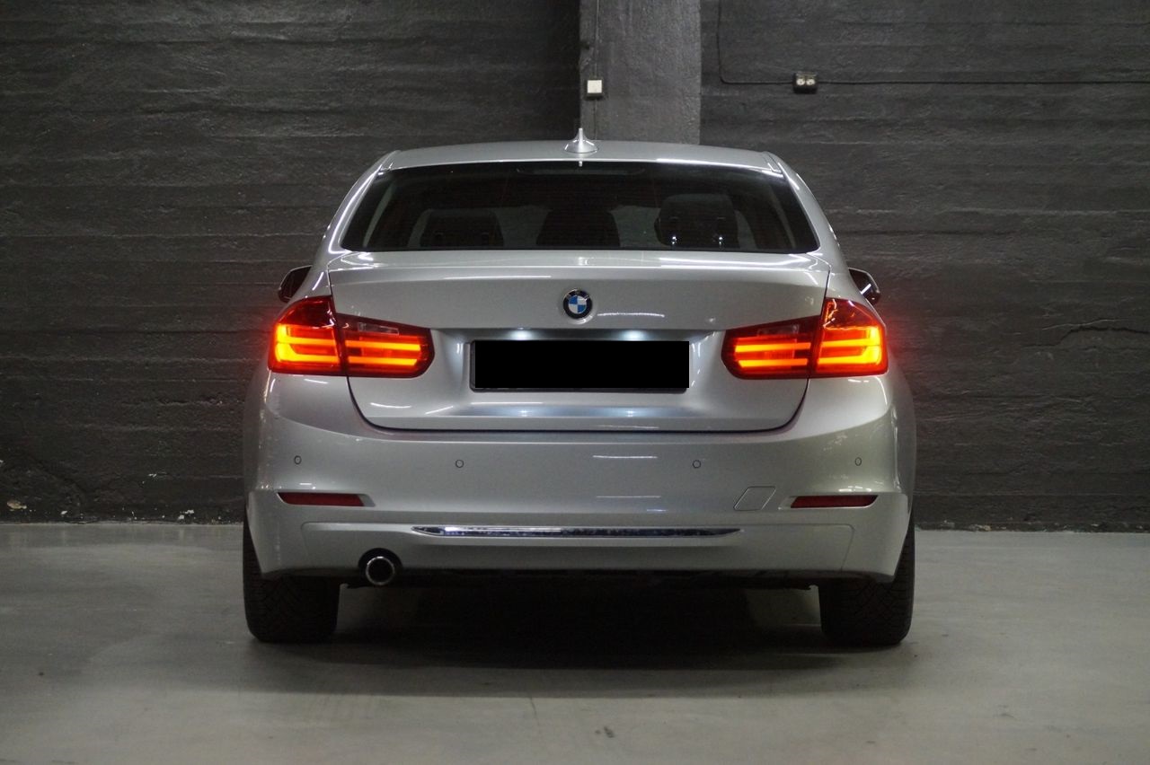 BMW Série 3- 316D (2.0l-116hp)/Ligne de Luxe/CC/Navi/Keyless/PDC ++