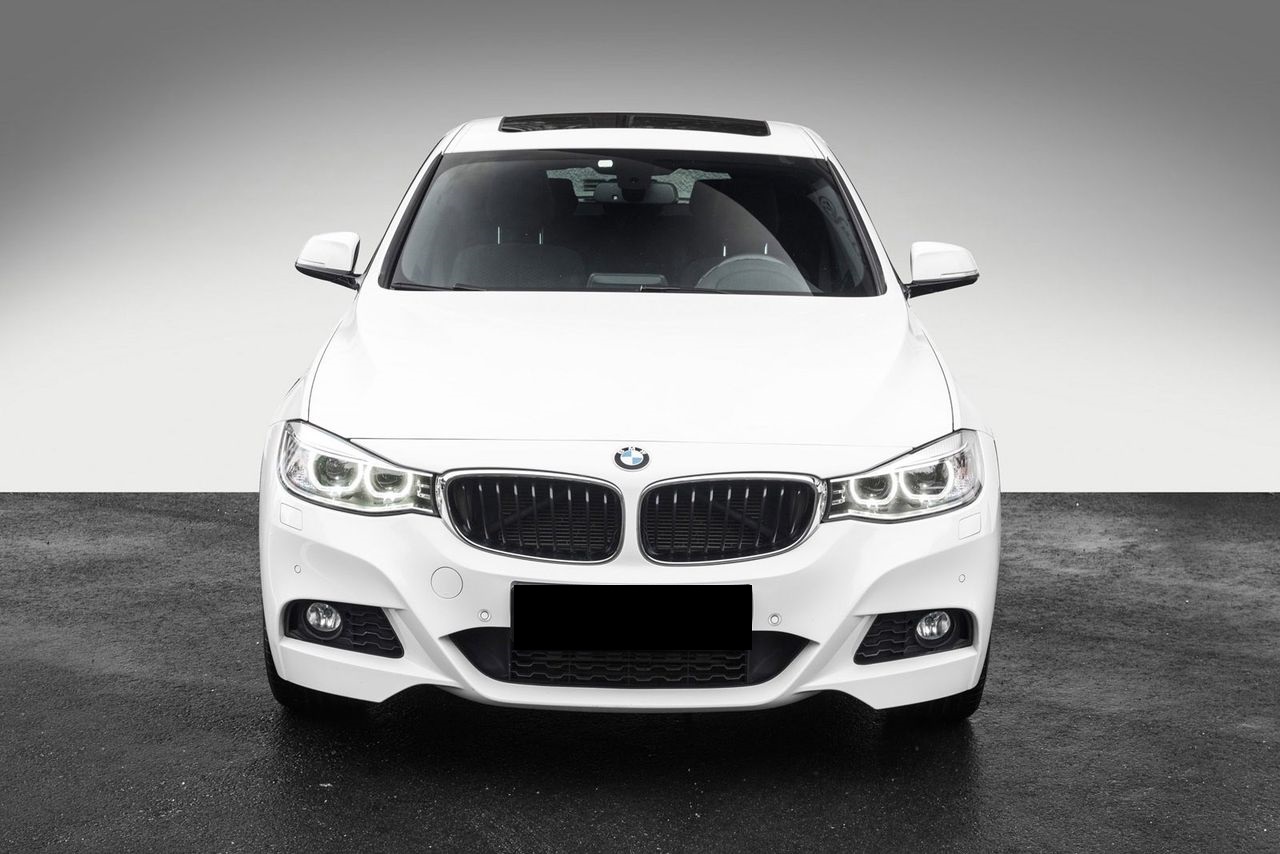 BMW Série 3 GT -318D Aut M – Sport Shadowline Navi Pano Cruise DAB