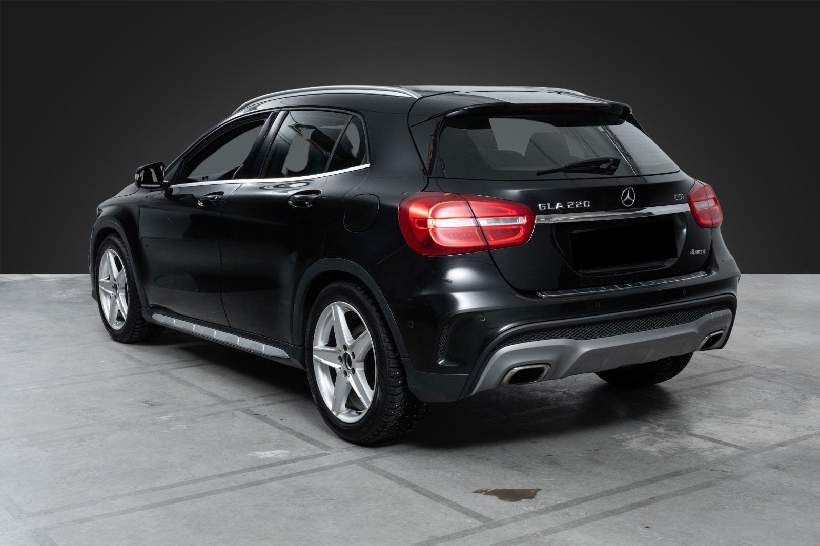 Mercedes-Benz GLA 220d 4-Matic