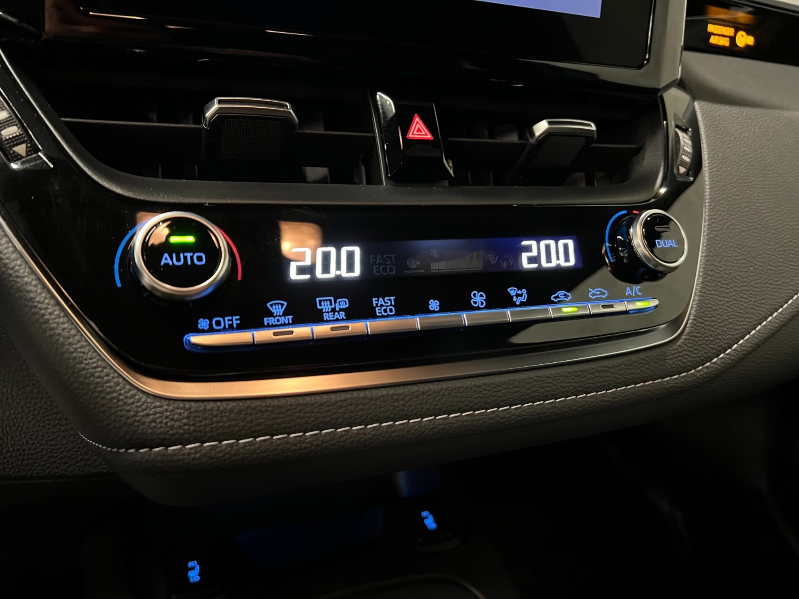Toyota Corolla 1.8 HYBRIDE