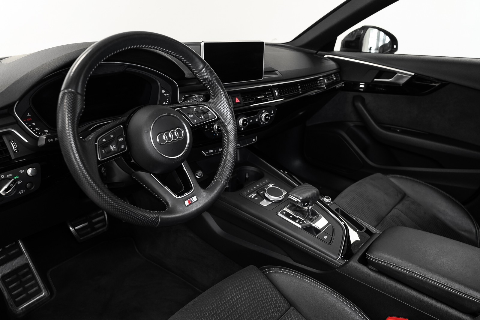 Audi A4 Sièges électriques S-Line 190cv
