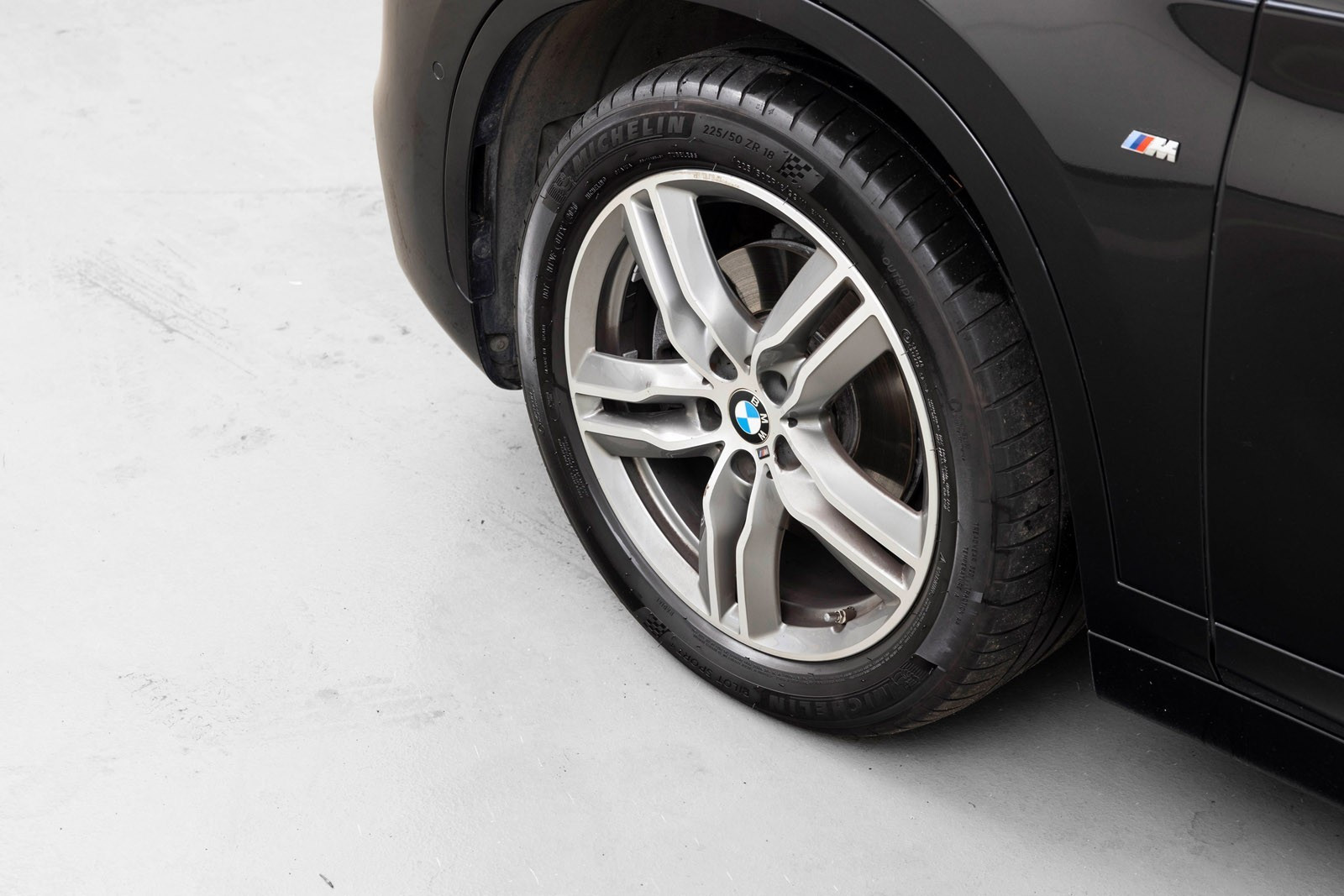 BMW X1 -xDrive18d AUT M-SPORT/Harman&Kardon/H.Fix/Pano/Dab++